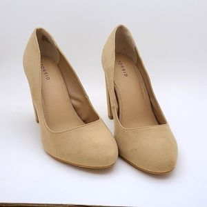 Torrid Nude TAPERED HEEL PUMP (WW) sz 12